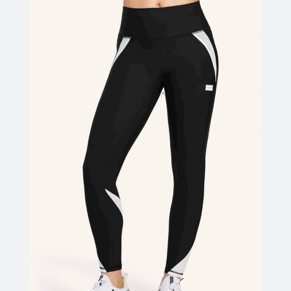 Peloton Black and White Leggings